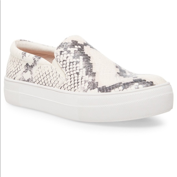 Steve Madden Shoes - Steve Madden Beige Snake Platform Tennis Shoes NEW